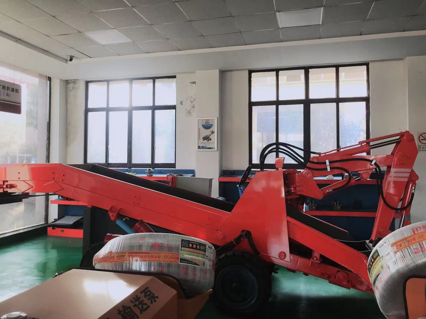 使用帥龍扒渣機(jī)的老司機(jī)是怎么維護(hù)和保養(yǎng)機(jī)器的？