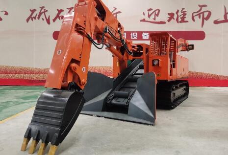履帶式扒渣機(jī)的特點(diǎn)是什么呢？這五點(diǎn)了解下！